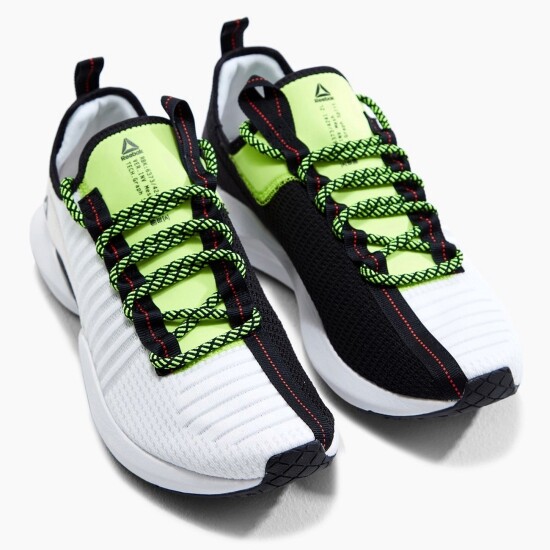 dv4482 reebok