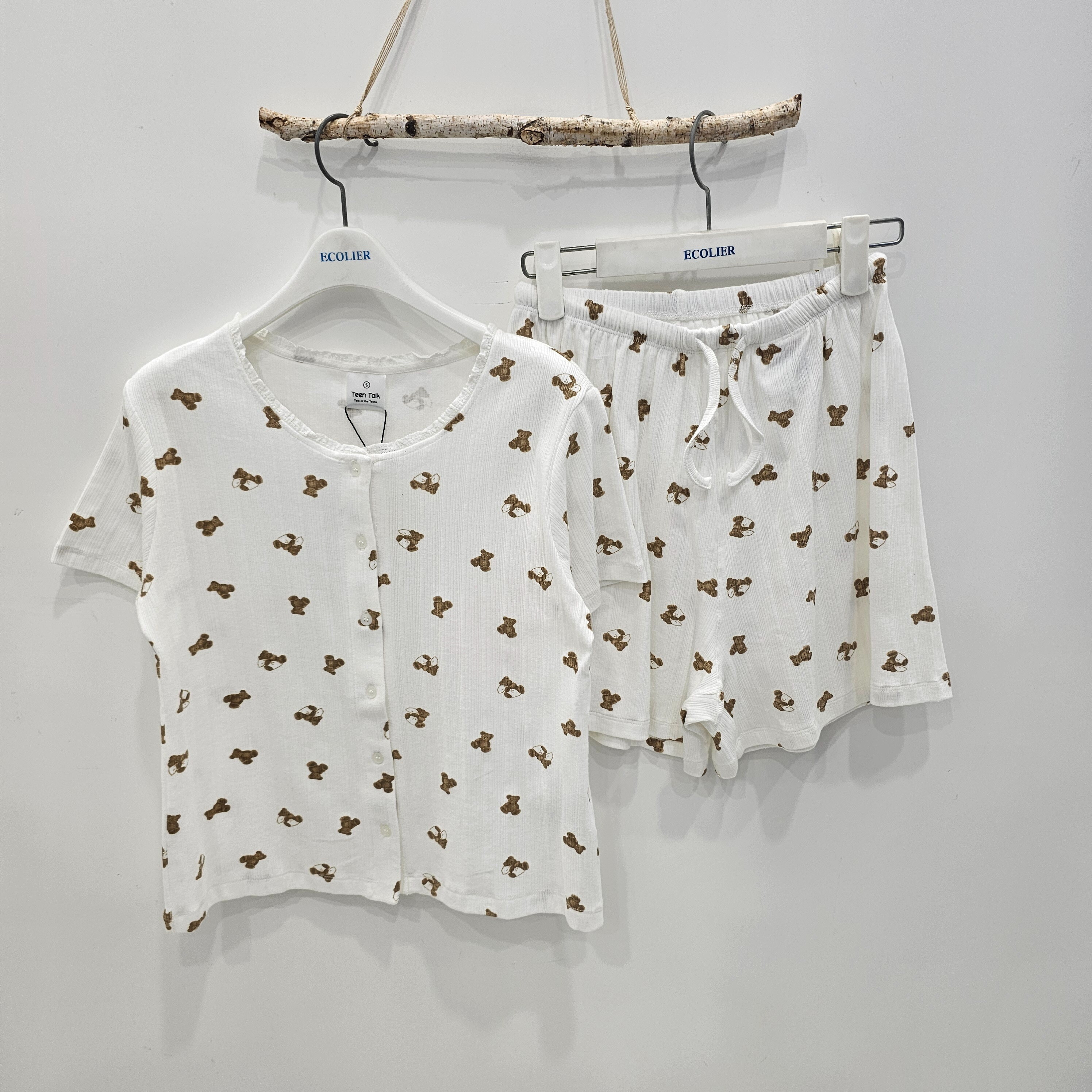 에꼴리에 (패플) [에꼴리에][시흥모다] 에꼴리에 주니어 슬립 베어 라운드넥 파자마 세트 26OP752_SH