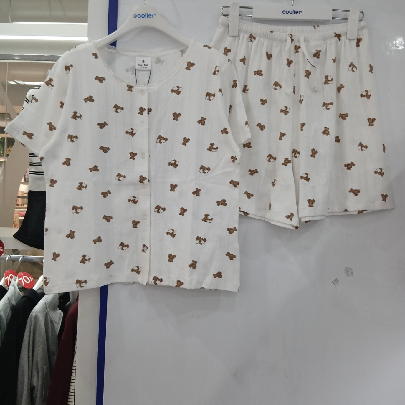 에꼴리에 (패플) [에꼴리에][모다부평]슬립 베어 라운드넥 파자마 세트/26OP752IV_BP_BP