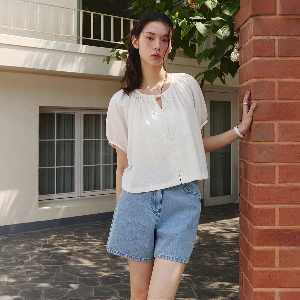 잇미샤 (25 S/S) 셔링포인트 볼륨 블라우스 ITP6ZBL720