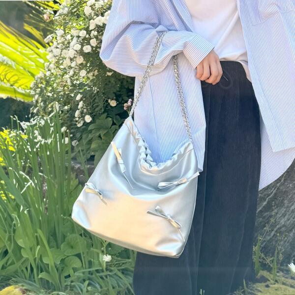 [제이엔컴퍼니]아트박스 아트박스/베리콕 페미닌 리본 여성 실버 체인백 캐주얼 복조리백