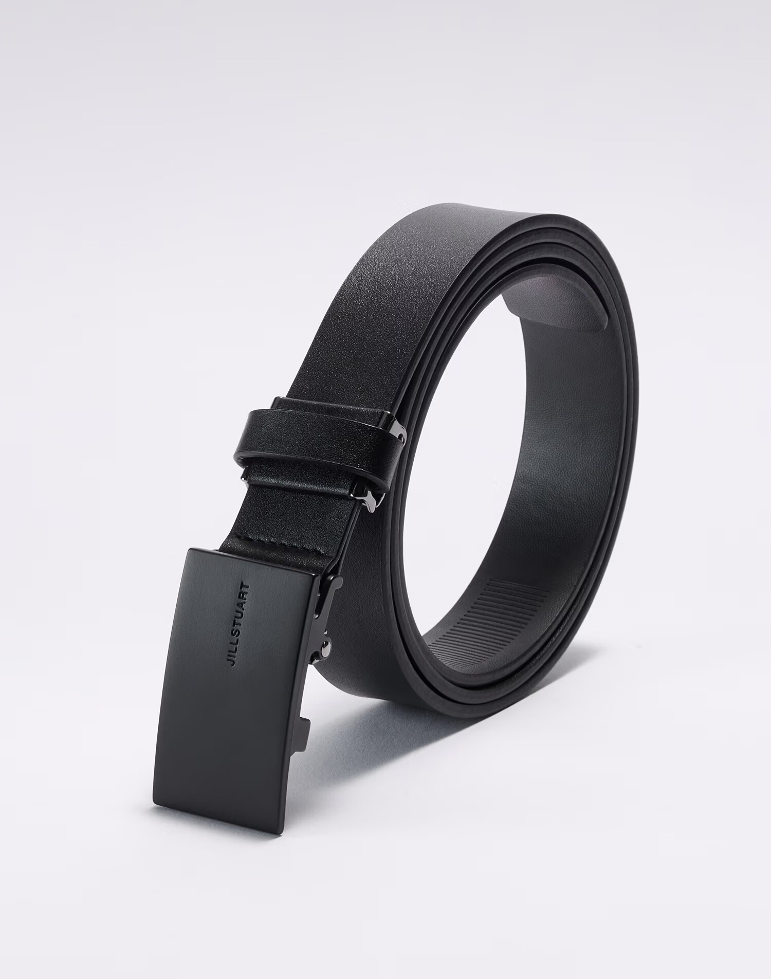 질스튜어트_핸드백 블랙 버클장식 소가죽 자동벨트 JUBE5F262BK