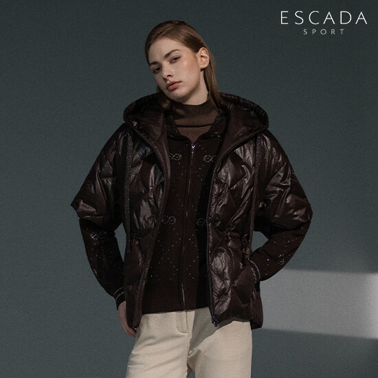 [상시가 419,000원]에스카다스포츠 26FW 엠블럼 퀼티트 케이프 다운 5