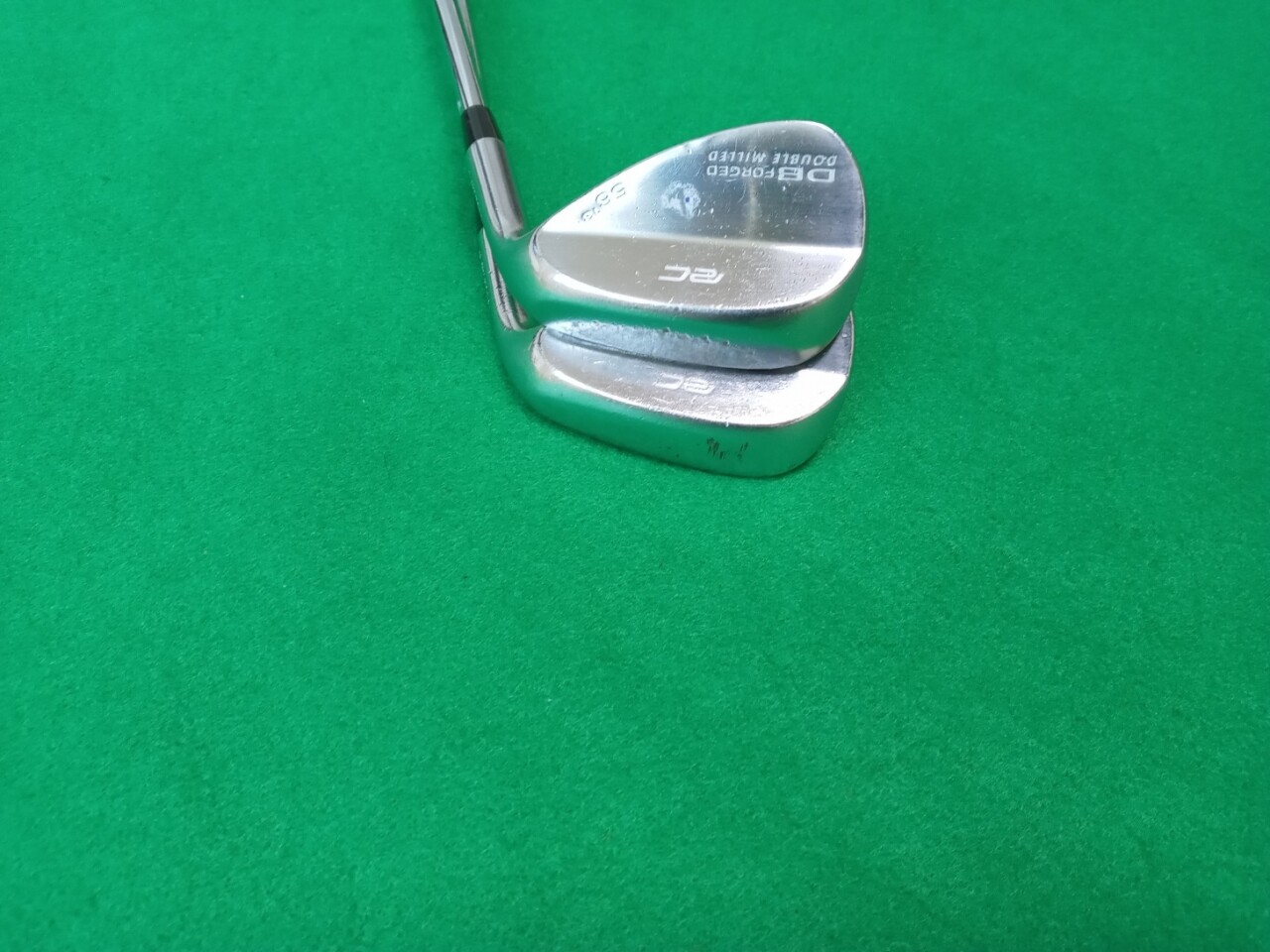 [Royalcollection]로얄콜렉션 중고 ROYAL COLLECTION DOUBLE MILLED DB 포지드 52도56도 단조웨지2개판매