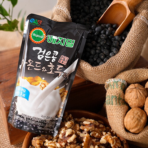 ㅁ베지밀 검은콩 고칼슘 190mlx45팩, 검은콩 아몬드호두 190mlx45팩, 총90팩 5