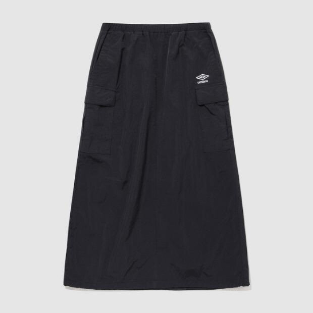 엄브로 엄브로바지 KQF UQ122CSK31-BLK 팝러쉬 우먼스 롱 카고 스커트 / BLACK