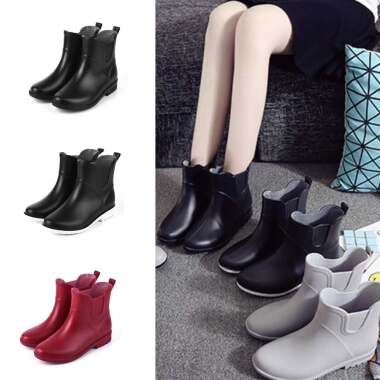 女性ファッションレーン ブーツ 雨の時 靴 デイリー出張ファッション