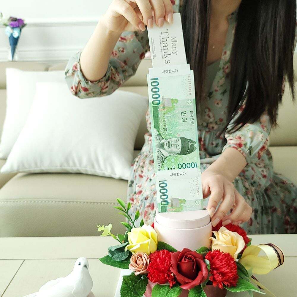 인크리코 오너클랜 반전플라워용돈케이크(대) 레드 어버이날 부모님 선물