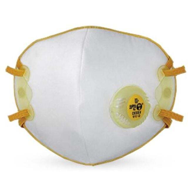 에이치플러스몰 크린탑 안면부 여과식 보형물 방진마스크 C650V (1급) 10EA