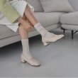 [포멜카멜레] 베이직 등장식 아이보리 펌프스 4CM (FIY1F1SP001C2)