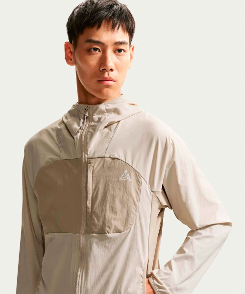 나이키 나이키 ACG 파이브 타워스 UV 프로텍션 재킷 M - 라이트 오어우드 브라운 크림 II 서밋 화이트 IF0960-104