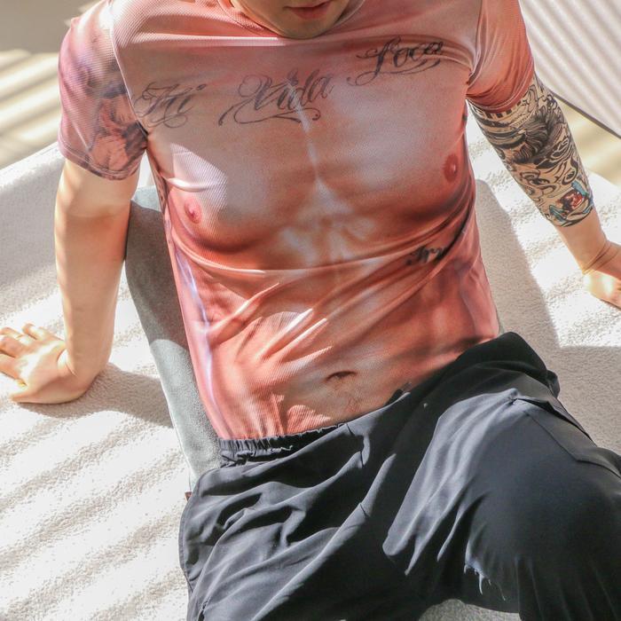 셀러허브 유니섹스 킹받는 근육 티셔츠 근육맨 티 [진짜같은 몸짱 옷 반팔 쓸데없는 쓸모없는 웃긴 선물 타투]