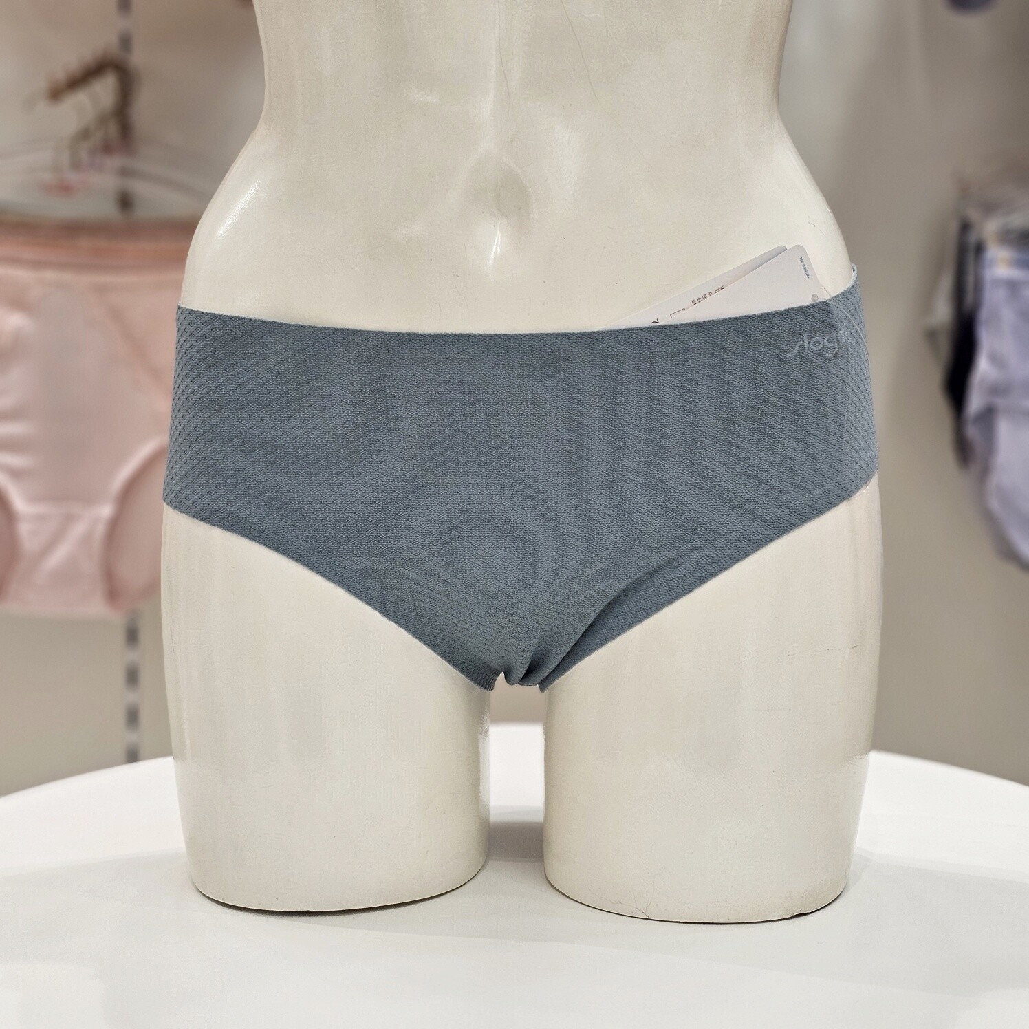 Triumph [AK수원점] [트라이엄프] 슬로기 제로필 플로우 무봉제 심리스 노라인 팬티 SBDF87R2481 YR