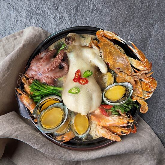 자연맛남 푸짐한 통영 푸짐한 해신탕 4인분(닭/약초팩/돌문어/전복/새우/게/칼국수)