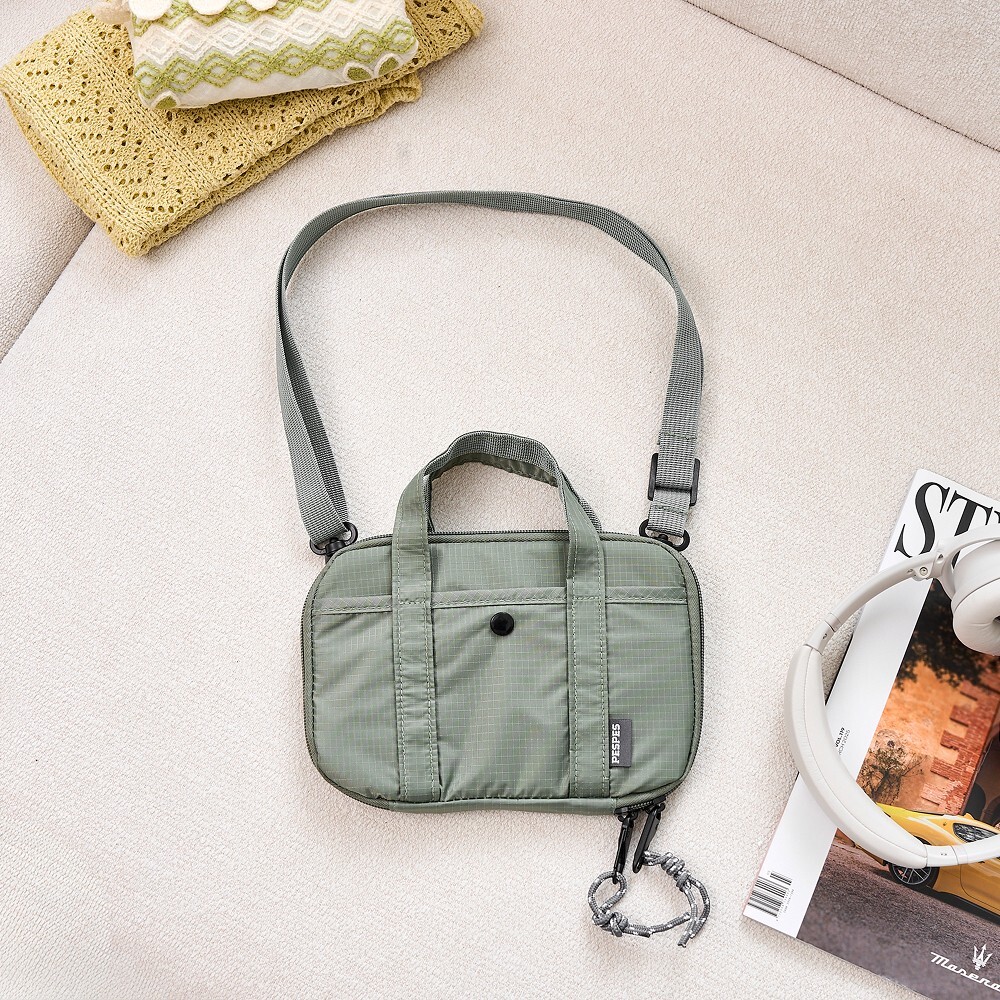 상세참조 모던하우스(아울렛) PESPES. 원데이트립백_트래블월렛 민트(RFID 차단)_TR0125010