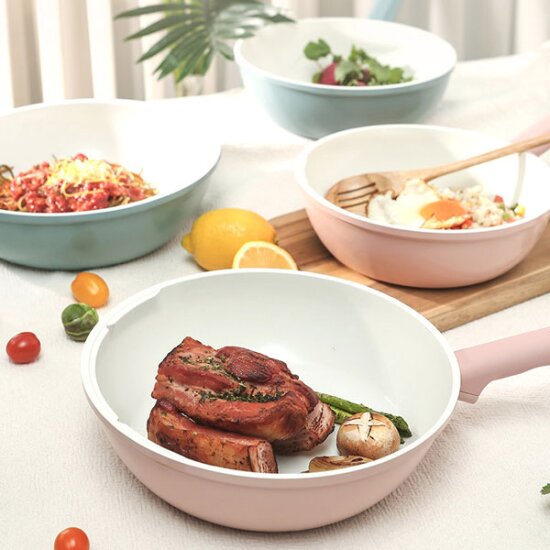 세라믹코팅 인덕션가능 두툼한 5T 밀당팬 (28cm)