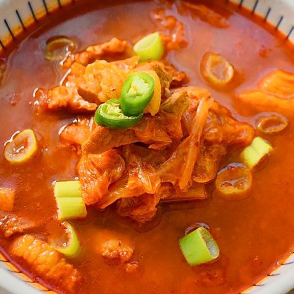교보문고 음담 한끼 돼지고기 김치찌개 550g 1팩