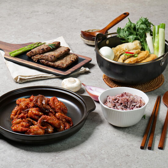 [송쭈집]송쭈집 온가족 구성 쭈꾸미 500g 4팩 떡갈비 4개 어묵탕 2팩