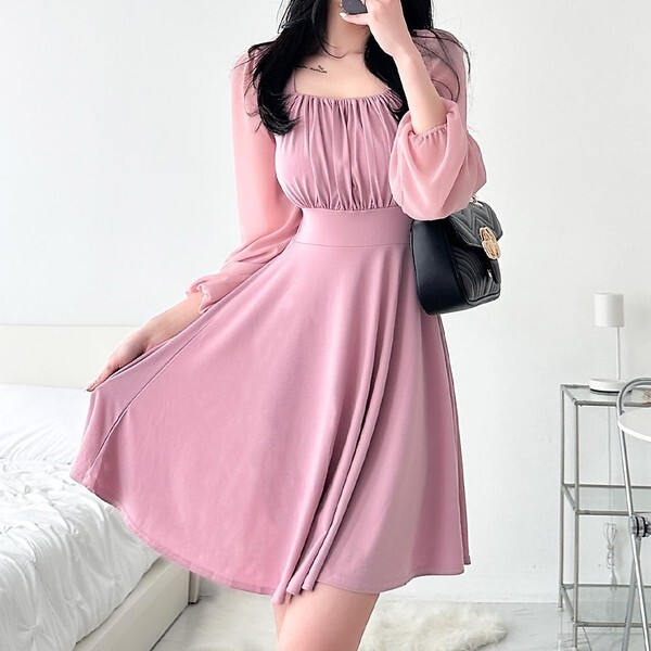 신상오픈런 [하프클럽/신상오픈런]드론즈 주름디테일 볼륨 귀여운 스프링 미니원피스 여성 플레어