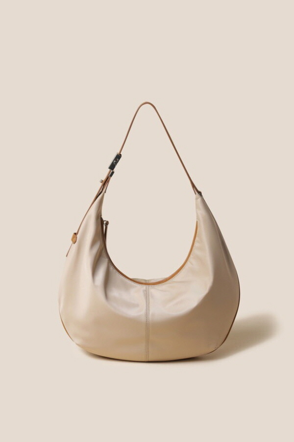 쿠론(아울렛) 롯데아울렛의왕  포제르 Faugeres  크로스백 41 나일론  RCBRX25141BEX