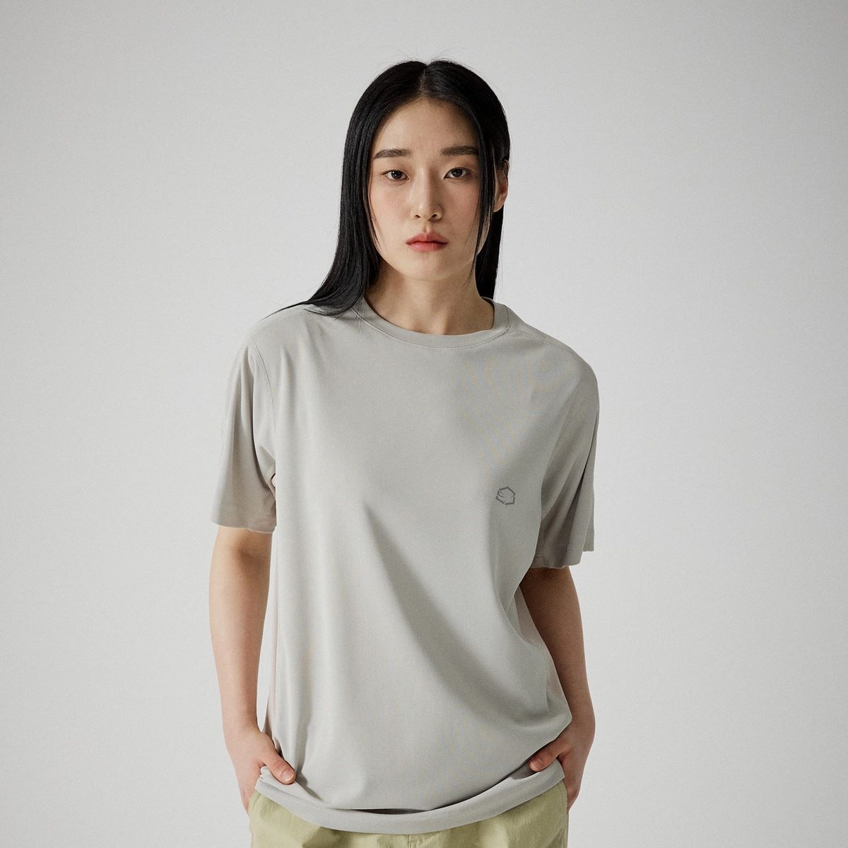 상세참조 제로그램 넥스트스킨 Q-DRY 스몰로고 반팔 티셔츠 SSM25011