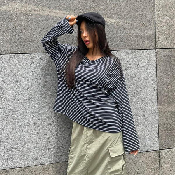 당사협력업체 아트박스 아트박스/옷자락 여자 양브이넥 세미박시 티셔츠