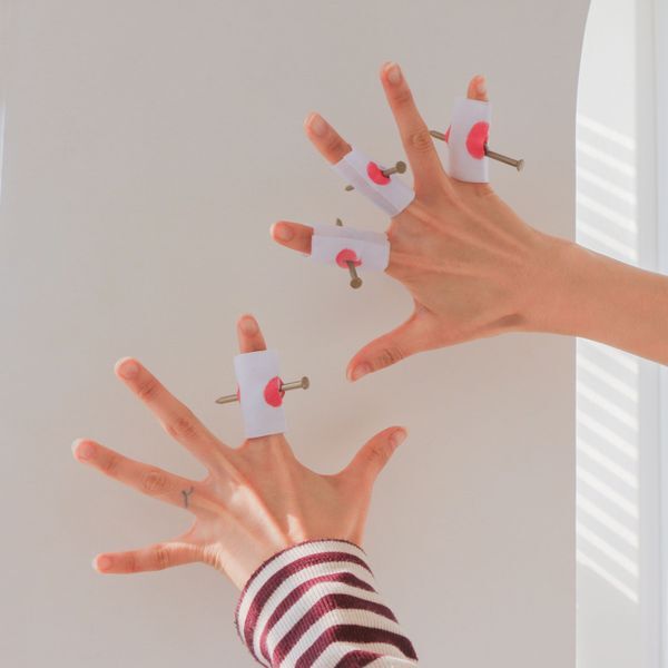 주식회사 브이와이 브이와이 [하프클럽/브이와이]가짜 가짜깁스 손가락 못 소품/크 특수 분장