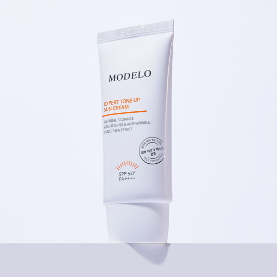 [모델로][정가 32,000원] 엑스퍼트 톤업 선크림 50ml SPF50+ PA++++