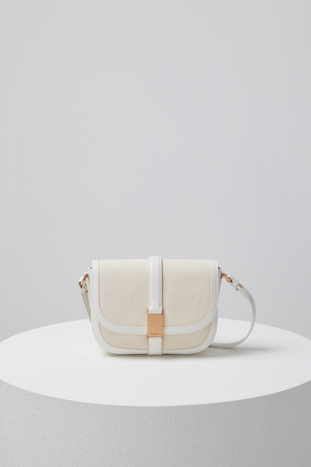 쿠론(아울렛) (롯데아울렛)(동부산점)(쿠론)르쉬블랑크로스22-RXBRX23113WHX