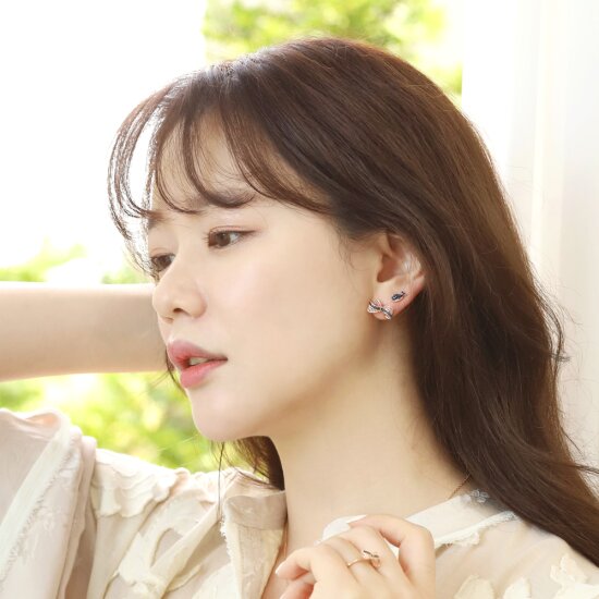 [프리스카제이] [아이브유진착용] 14K 청다이아 예쁘다 리본 귀걸이 자체제작