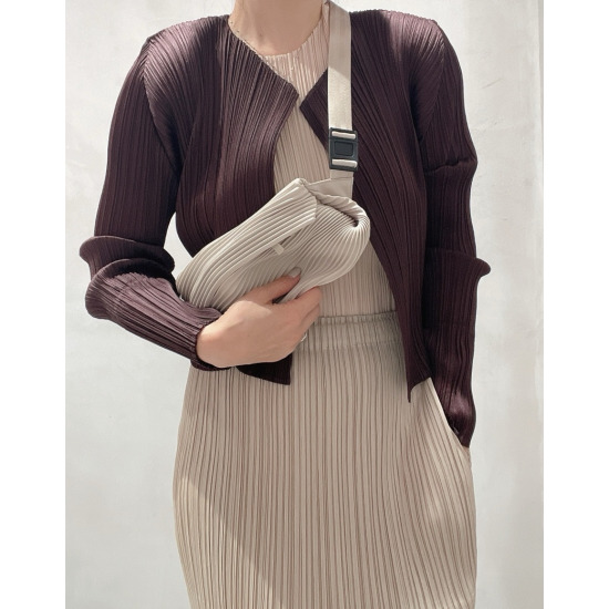 [이세이미야케_가방][이세이미야케] 플리츠플리즈 BIAS PLEATS WAISTBAG AG511(라이트 베이지/블랙)