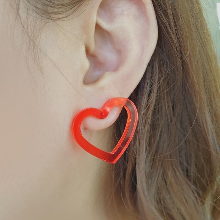 스투디오쥬얼 블레어케이 [당일발송] 반투명 라인하트 언발 아크릴 귀걸이