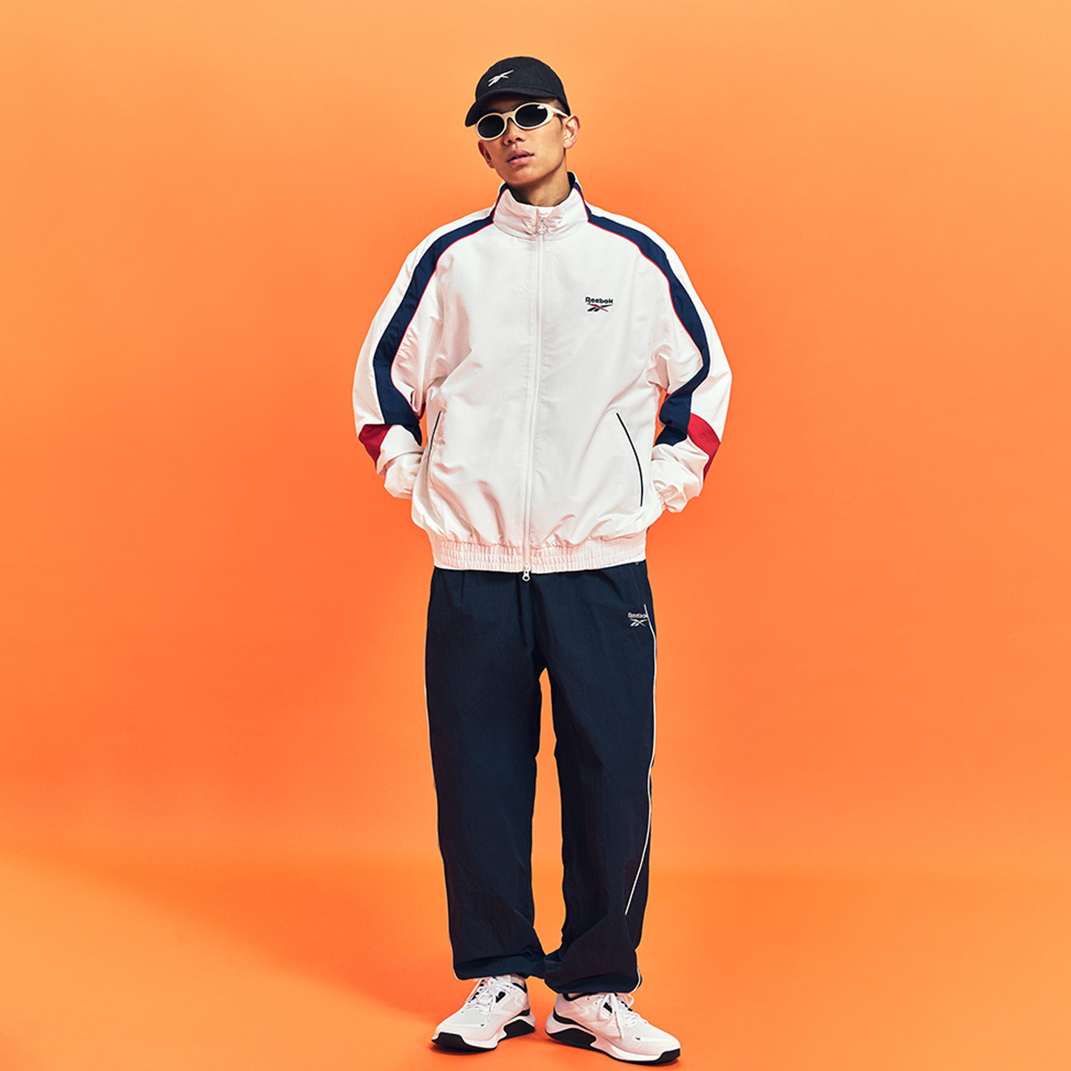 에이케이몰(노쿠폰) [AK수원점] [리복] RBK 올커버 우븐 조거 팬츠 - 블랙/ REPA6EN12BK