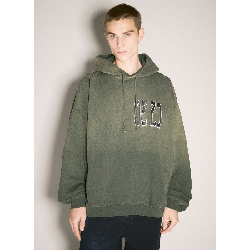 032씨 로고 프린트 캥거루 포켓 후드 티셔츠 F24 URC 0632 450 FADED OLIVE DRAB