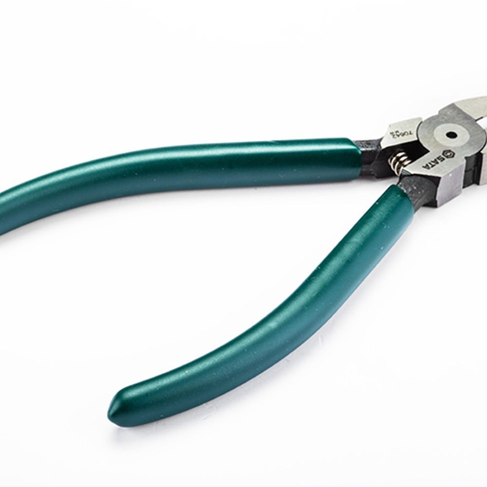 에이치플러스몰 플라스틱 플러시 커팅 니퍼 6인치-70642