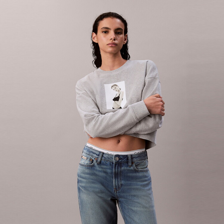 CKJ 여성 클래식 케이트 모스 크루넥 스웻셔츠(40494WF)