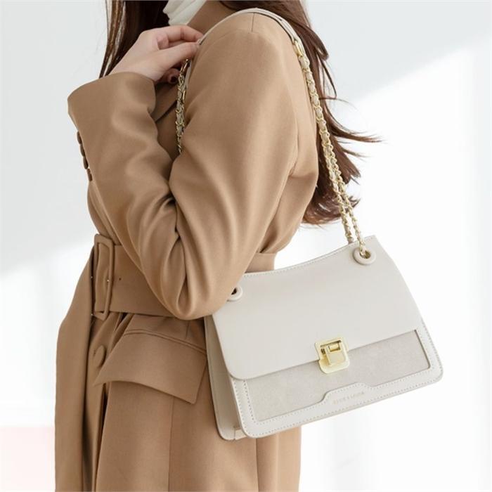 셀러허브잡화 [라일리] Rly 여성 숄더백 스퀘어 클랙시 디자인 트렌디 스타일