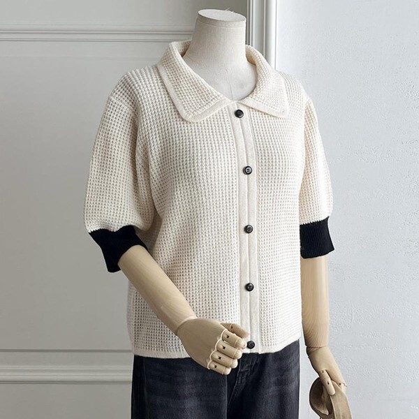 주식회사 미라클세븐 신상오픈런 [하프클럽/신상오픈런]세사로 배색소매 여성 카라 와플패턴 5부 스웨터