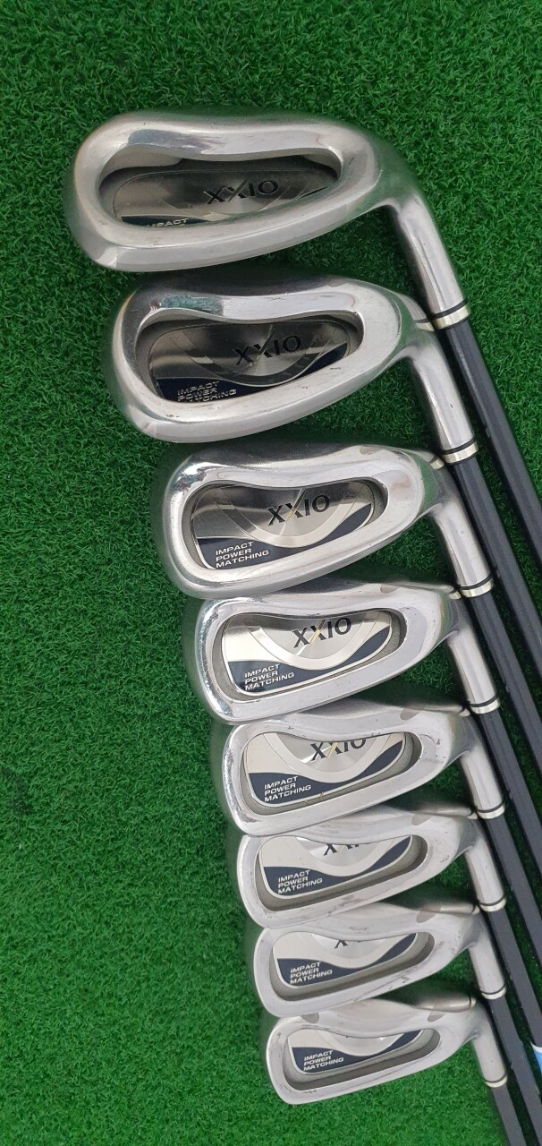 XXIO 젝시오(골프) 중고 젝시오4 MP400 S강도(65g) 8아이언세트 (5-S) (코드T022080)