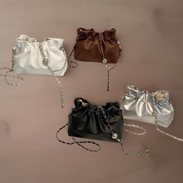 신상오픈런 [하프클럽/신상오픈런]여성용 심플 체인 스트랩 복조리 만두 크로스백