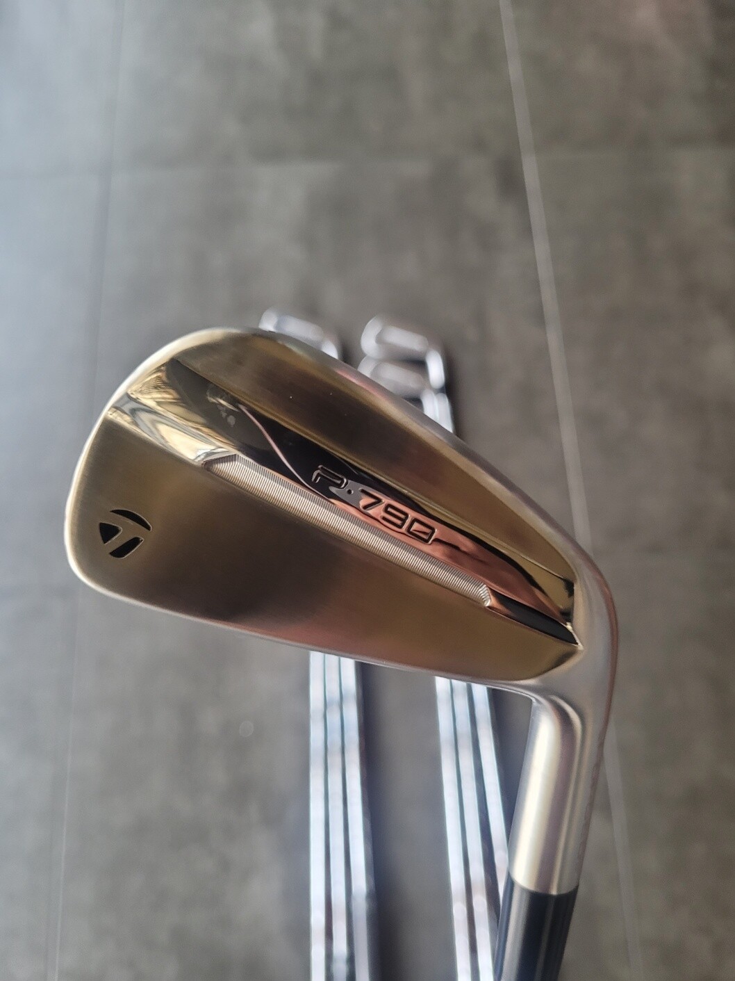 TaylorMade 테일러메이드 중고 2025 테일러메이드 올뉴 P790 포지드단조 7 아이언 샤프트 NSPRO 950S.