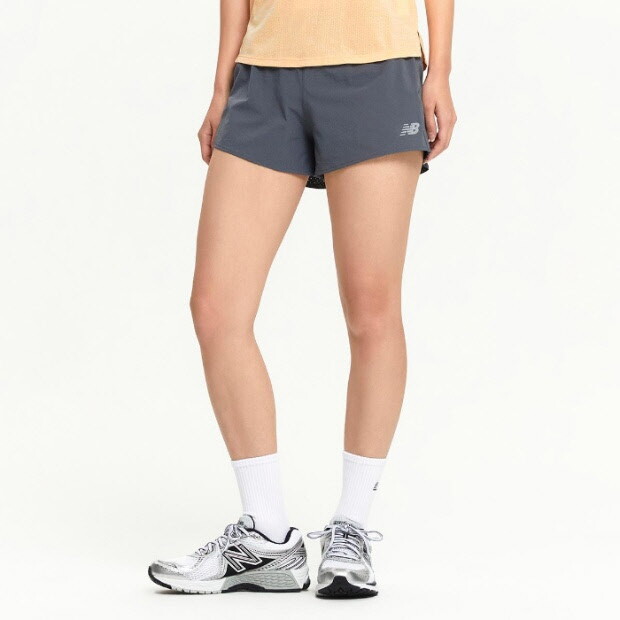 뉴발란스 뉴발란스반바지 GQT NBNVE4P022-17 WOMEN RC 3부 숏팬츠 (STANDARD FIT)