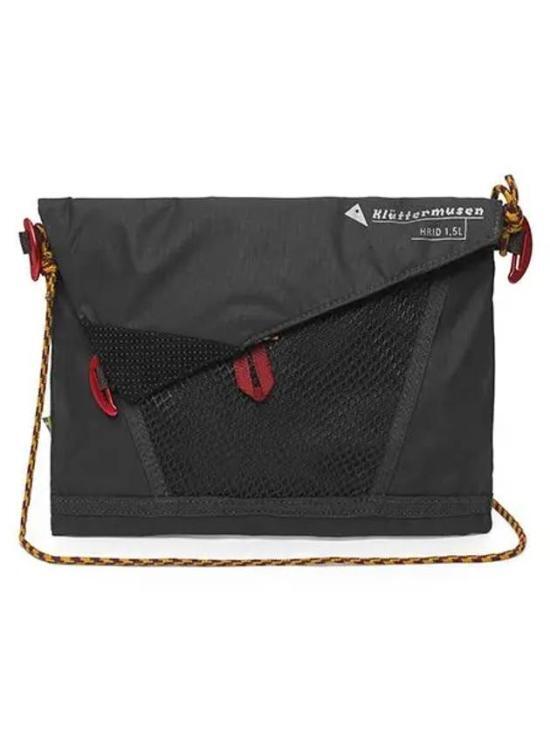 KLATTERMUSEN 클라터뮤젠 24SS 클라터뮤젠 벨트백 41450U21961 Black