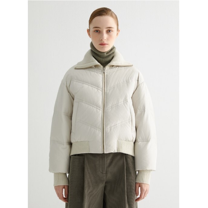 쉬즈미스 니트 배색 퀼팅 덕다운 점퍼 (SSDJPO42110)