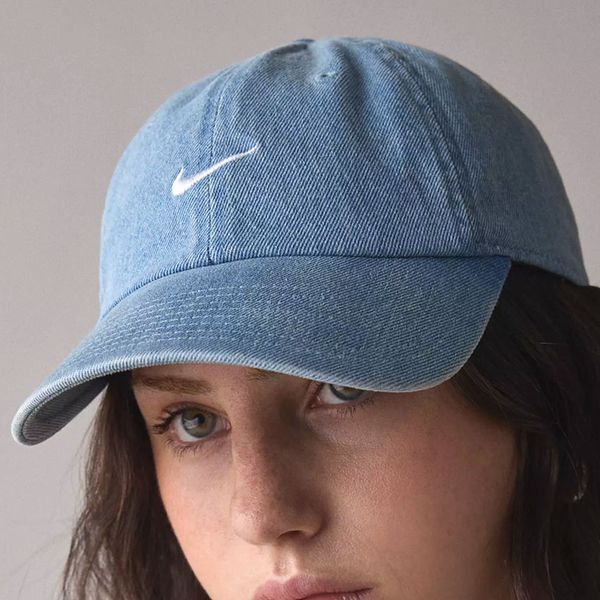 (주)비타민스포츠 나이키 [하프클럽/나이키]나이키 클럽 언스트럭처 데님 캡 HF0383-429