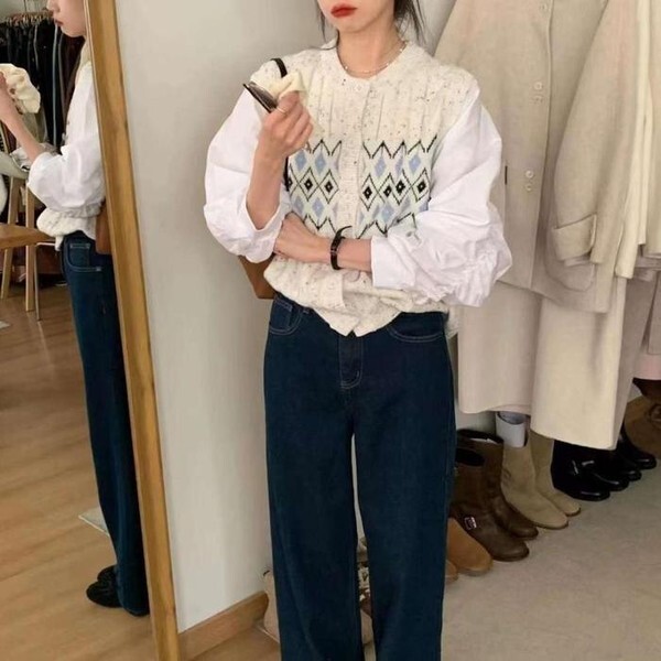 셀러허브(하프클럽) [하프클럽/셀러허브_여성트랜드패션]여자 스웨터 코디 뉴트로 조끼 라운드 블라우스