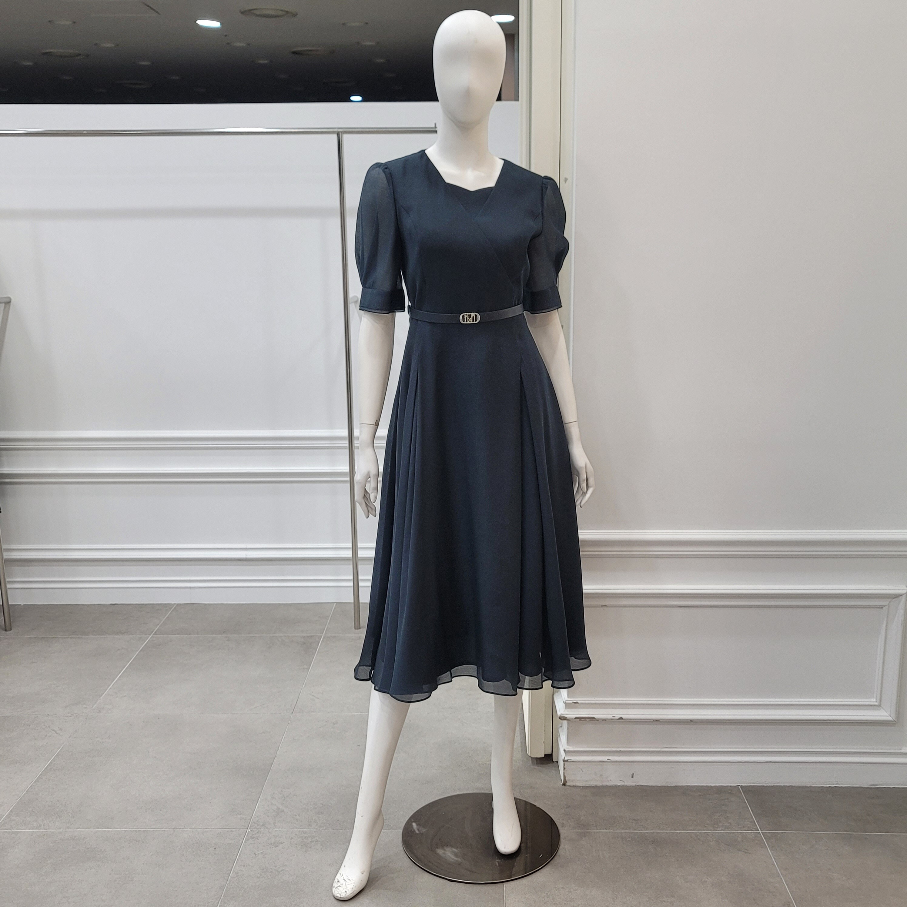 미니멈 (패플) [미니멈]시스루 플레어 벨트 원피스 (M1BGWO3910 DV)_IC