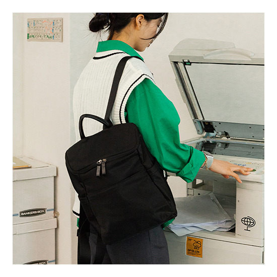 [아이띵소][아이띵소] DAY FLAP BACKPACK 데이 플랩 백팩