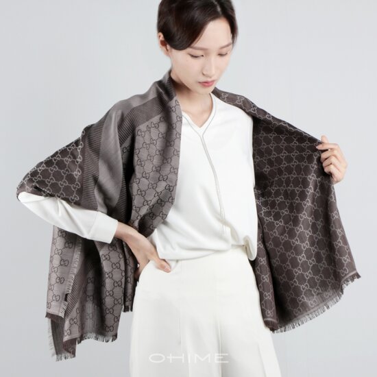 (국내당일출고) 구찌스카프 겸 숄 스퀘어 (140cmX140cm) 281942 택1