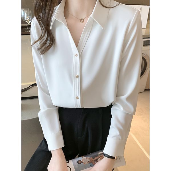 ㈜비엔비인터내셔널 클라셰 [하프클럽/클라셰]클라셰 골드오픈시크블라우스_B6S0204